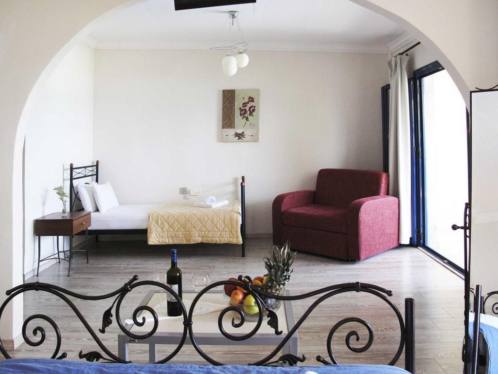 Hotel Azur Kriopigi Luaran gambar