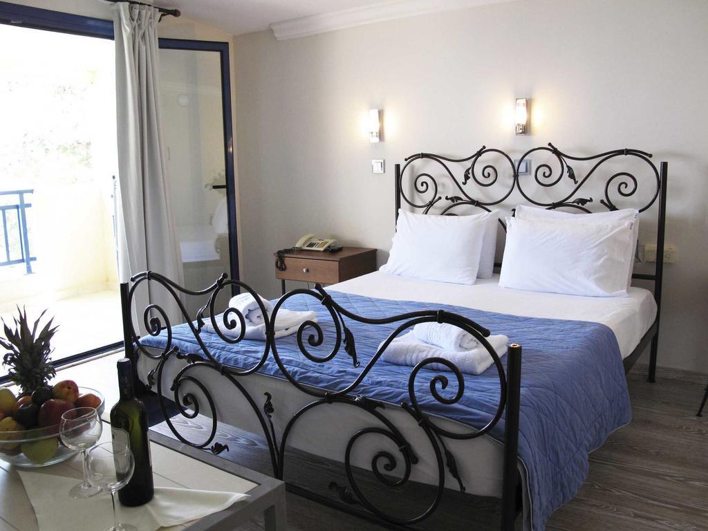 Hotel Azur Kriopigi Luaran gambar